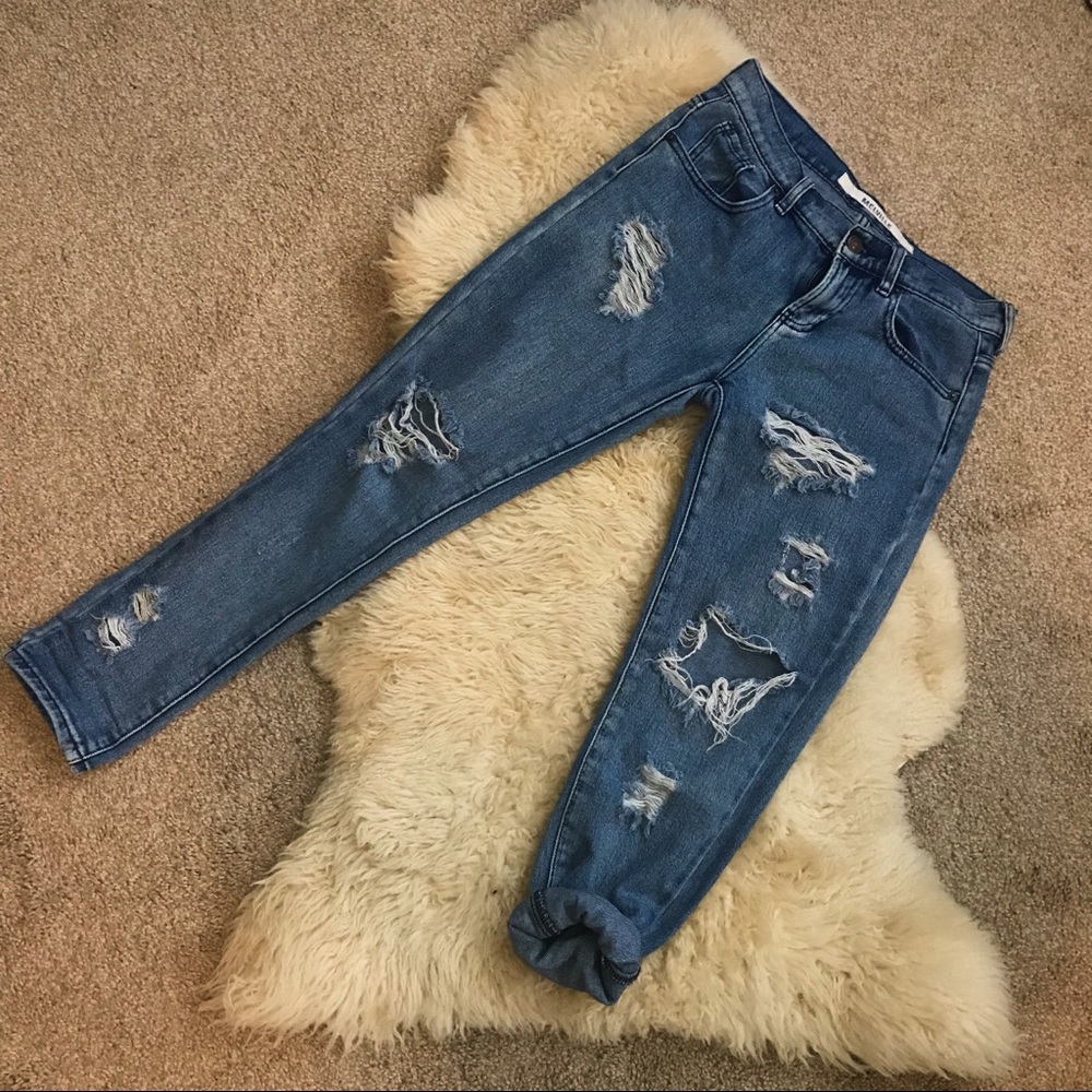 BM Distressed bf jeans